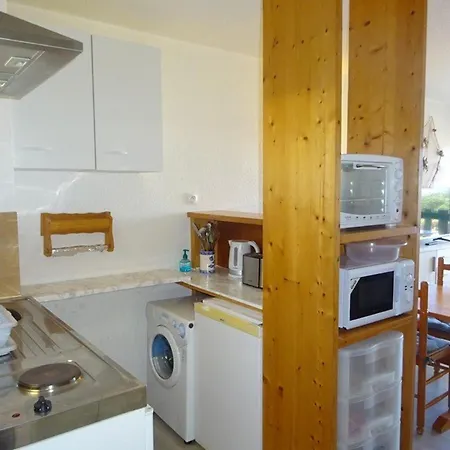 Appartement Avec Terrasse Près De La - Fr-1-782-12 *
